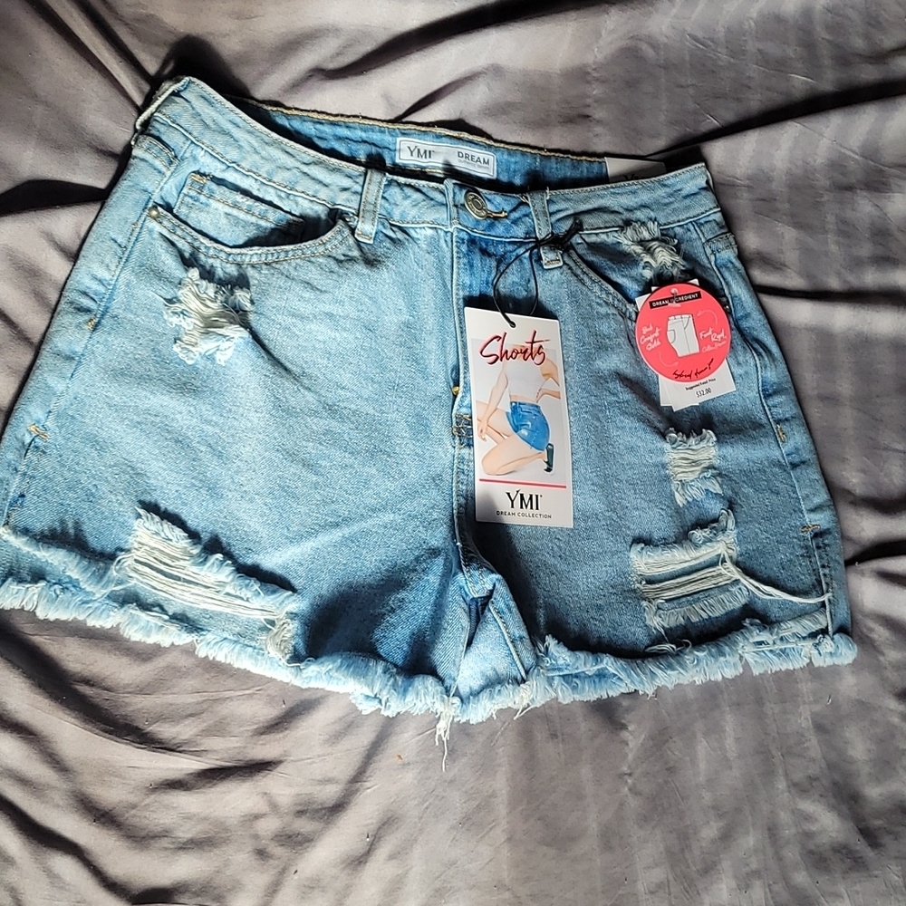YMI Demi Shorts, Size 9/29